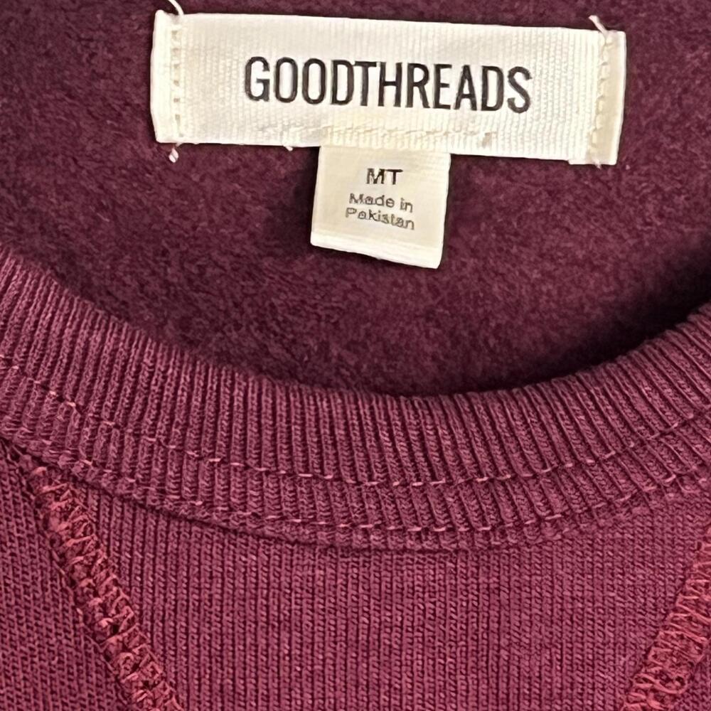 Goodthreads Men's Burgundy Sweatshirt‎ - Comfortable and Stylish - Picture 2 of 7